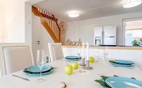 ,,Haus INGER idyllische Doppelhaushälfte am Banzelvitzer Strand